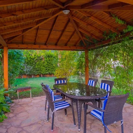 With Private Pool And Fireplace In Fethiye, Oludeniz - Awz 205 * 费特希耶