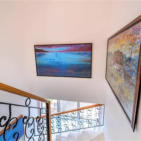With Private Pool And Fireplace In Fethiye, Oludeniz - Awz 205 别墅