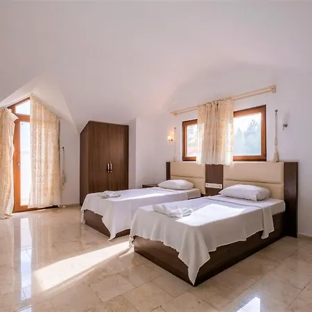 别墅 With Private Pool And Fireplace In Fethiye, Oludeniz - Awz 205 费特希耶